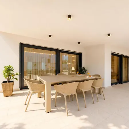 ヴィラ Palma - Luxury Pool With Sauna And Gym