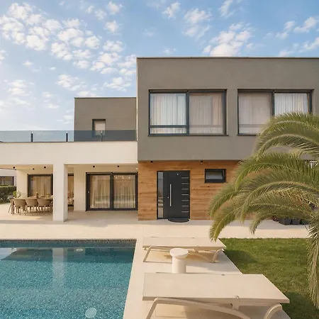 Palma - Luxury Pool With Sauna And Gym